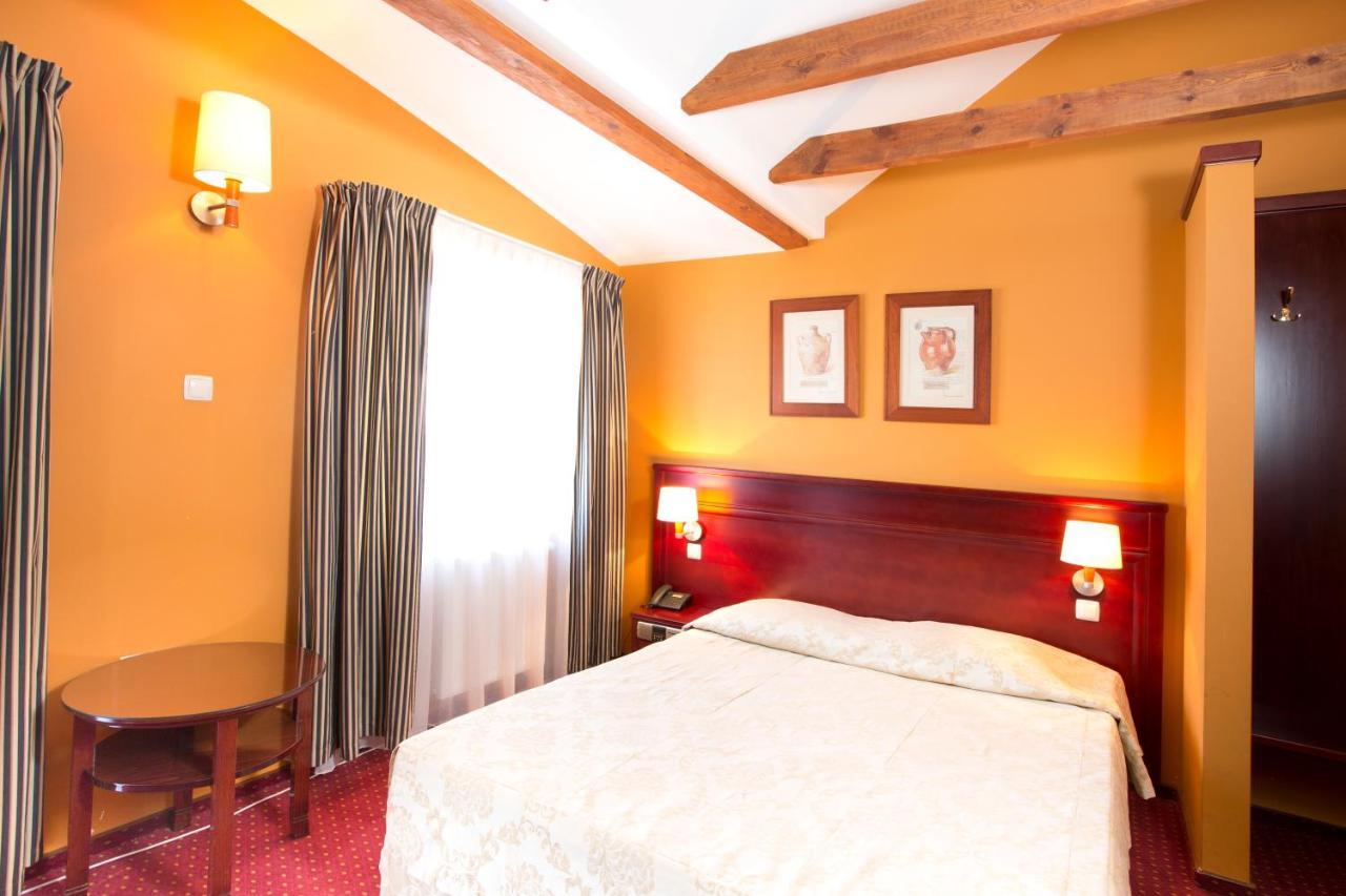 Meduza Hotel & Spa Миелно Екстериор снимка