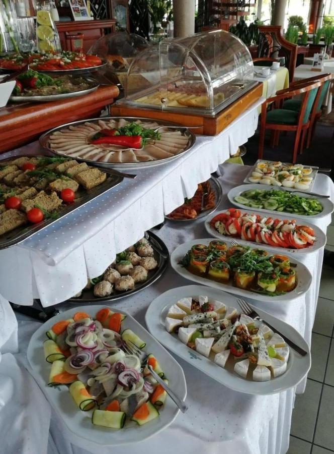 Meduza Hotel & Spa Миелно Екстериор снимка